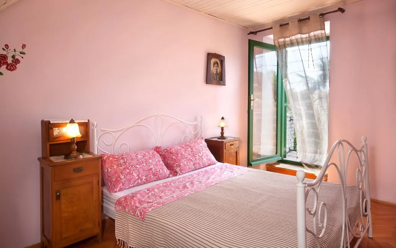 Holiday Home Ladonja Manjadvorci Chorwacja