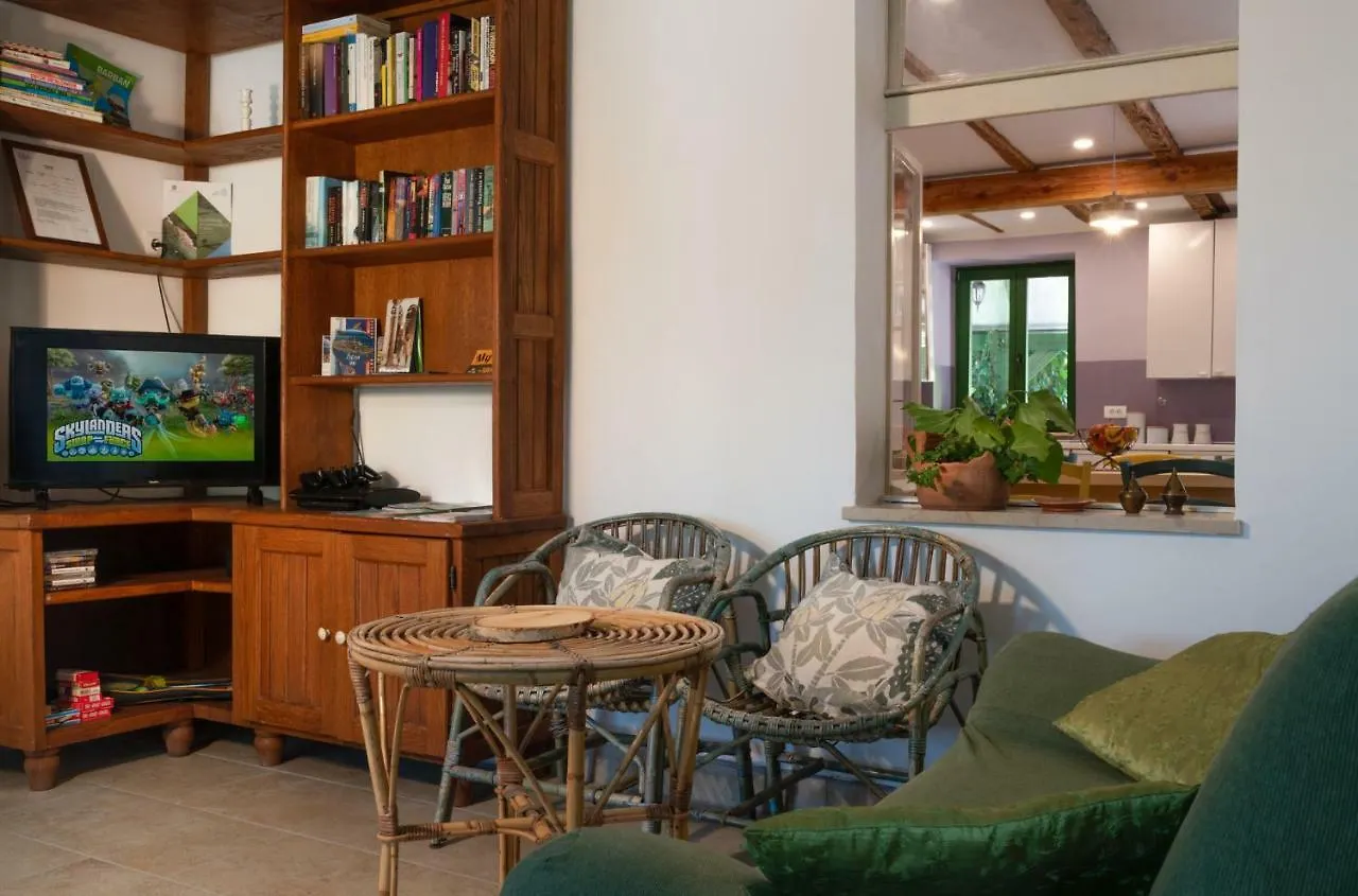 Holiday Home Ladonja Manjadvorci